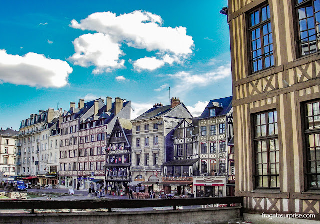 Rouen, França, cidade ligada à história de Ricardo Coração de Leão