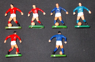 40mm Figures; 50mm Figures; Cake Decoration Figures; Cake Decorations; Cullpits; Culpitt; Culpitt's Cake Decorations; Decorations; Football Game; Football Player; Footballers; Made in Britain; Made in England; Made in Hong Kong; Old Plastic Toys; Old Toy Figures; Small Scale World; smallscaleworld.blogspot.com; Sports Figures; Sportsmen; Vintage Plastic Figures; Vintage Toy Figures;