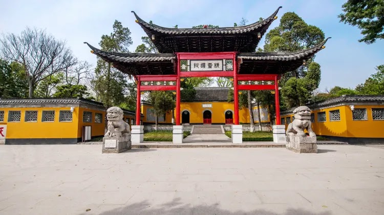 วัดต้าหมิงซื่อ (Daming Temple)