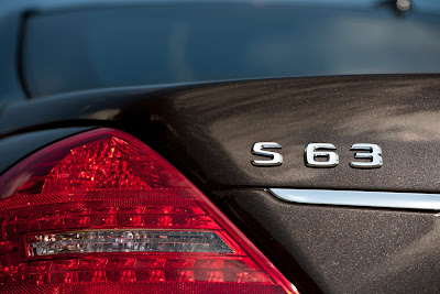 2011 Mercedes-Benz S63 AMG Taillight and Emblem