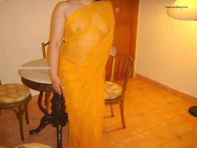 Indian Aunty Saree Removing XXX Desi Sex Photos