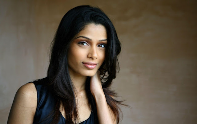 Hot Freida Pinto Wallpaper