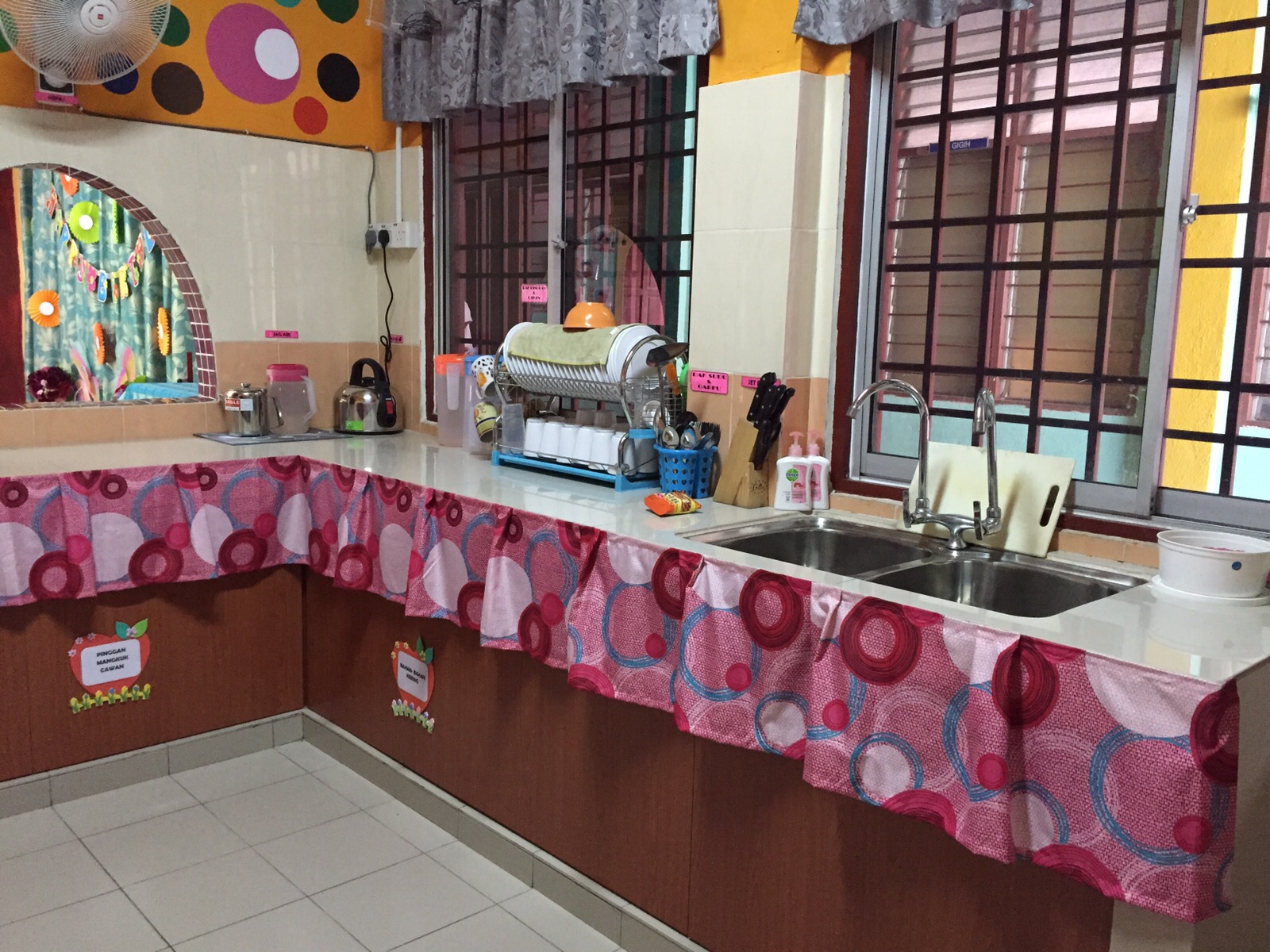 GENIUS KIDS ZONE contoh hiasan  dapur  tandas dan stor 