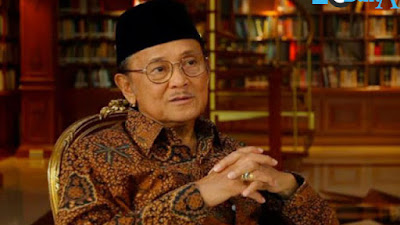 Tokoh Biografi Bacharuddin Jusuf Habibie