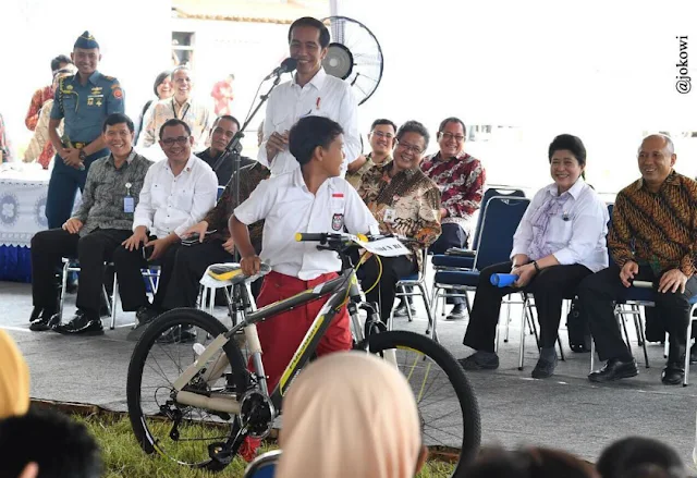 Nasib Pilu Santri Sebut Prabowo Menteri, Sepeda Pemberian Jokowi Digadai, Sekolah Tak Lanjut