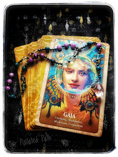 Gaia Card from the Secret Language of Animals Oracle Cards