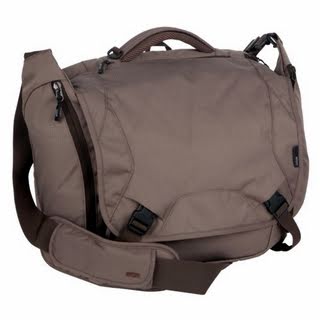 STM Velo Padded Laptop Shoulder Bag with Integrated iPad/Tablet Pocket for 15-Inch MacBooks/Laptops (dp-4004-04)