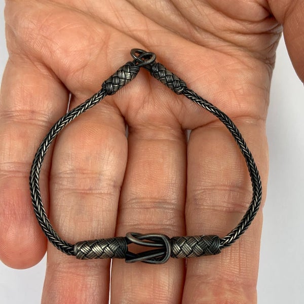 Exploring the Health Benefits of Magnetic Copper Bracelets — Sivana