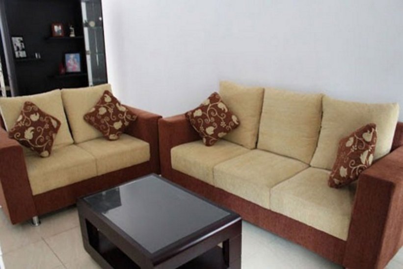 sofa ruang tamu kecil 4