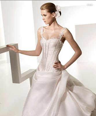 Valentino wedding dresses 2011