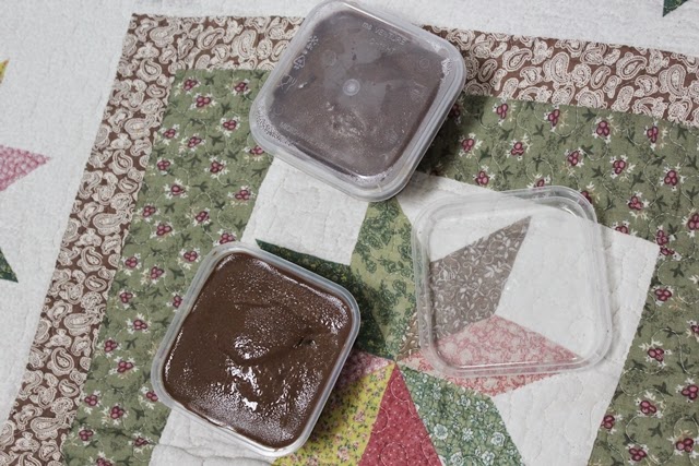 Fatin Rahmat: Resepi kek kukus coklat versi bekas plastik 