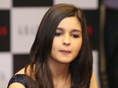 Free Download Unseen Alia Bhatt HD Wallpapers