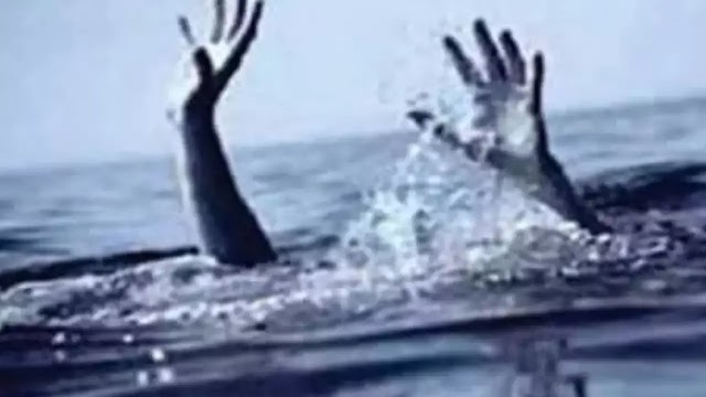 UP के फर्रुखाबाद जिले में गंगा घाट पर स्नान करते समय 10 लोगों की डूबने से मौत..