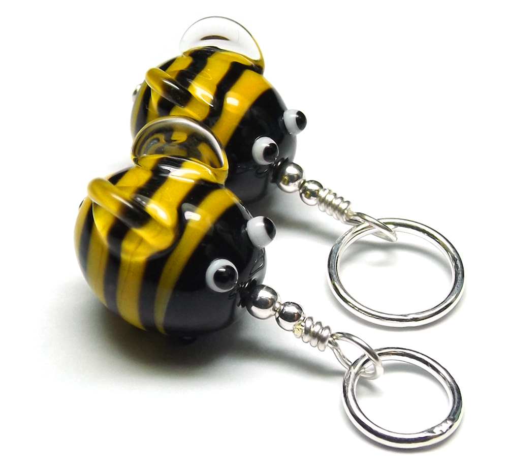 Lampwork glass bee stitch markers by Laura Sparling