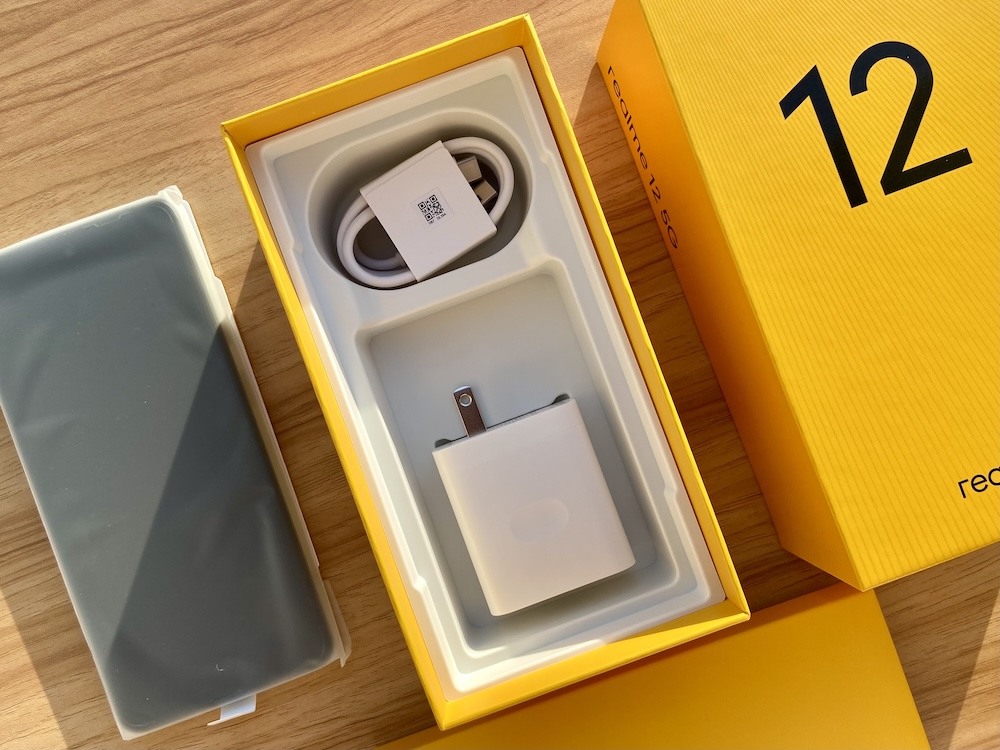 realme 12 5G Accessories