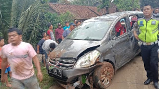 Jalan Raya Picung Munjul Terjadi kecelakaan, 1 Orang Meninggal di Tempat