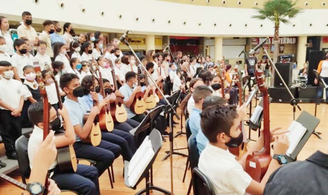 “EXPO MÚSICA PARA TODOS”: SISTEMA DE ORQUESTA Y COROS JUVENILES E INFANTILES DE LARA MOSTRARON SU TALENTO