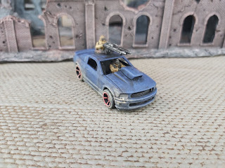 A Gaslands car with twin MGs