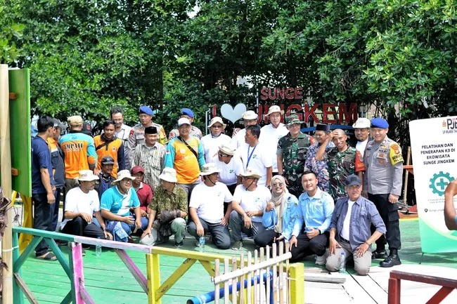 PJB Muara Tawar Laksanakan Pelatihan K3 Kepada Anggota FPPL di Ekowisata Sunge Jingkem