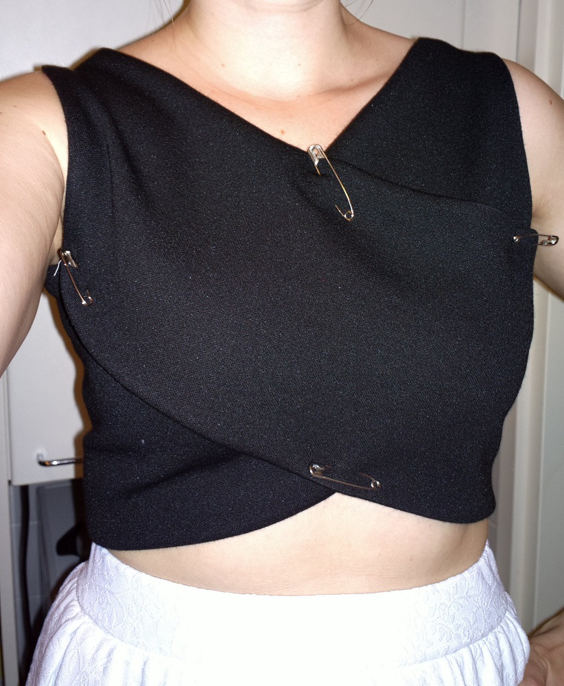 how to Make A Criss Cross Crop Top 