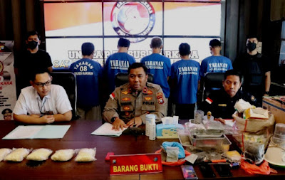 Home Industry di Karimun, Produksi Ribuan Pil Ekstasi
