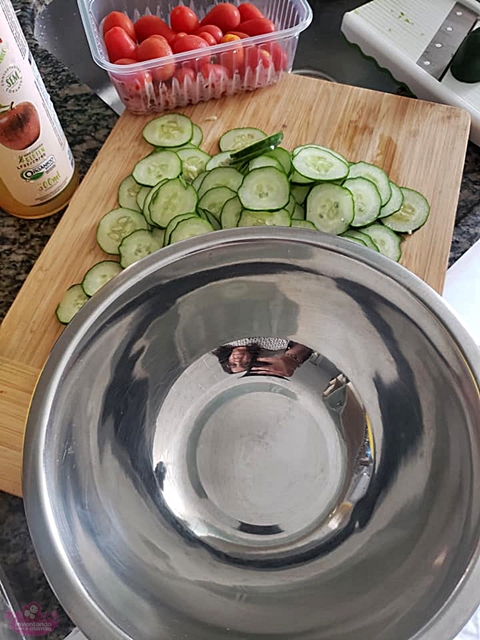 Salada de pepino oriental