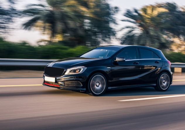 What Are 5 safety features in a car?