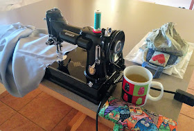 Creates Sew Slow: Sewing at Beach Abode