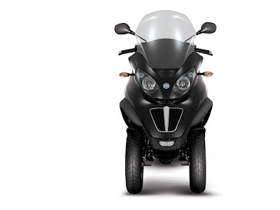 Piaggio MP3 LT 250 Best Picture