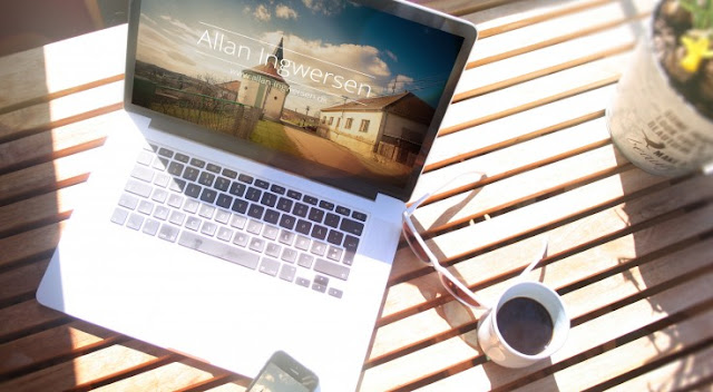 PSD Mockup Macbook cực chất