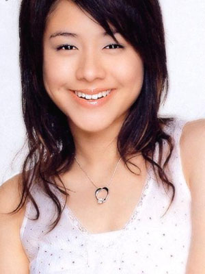 Hong-Kong Celeb Beautiful Actress Karena Lam