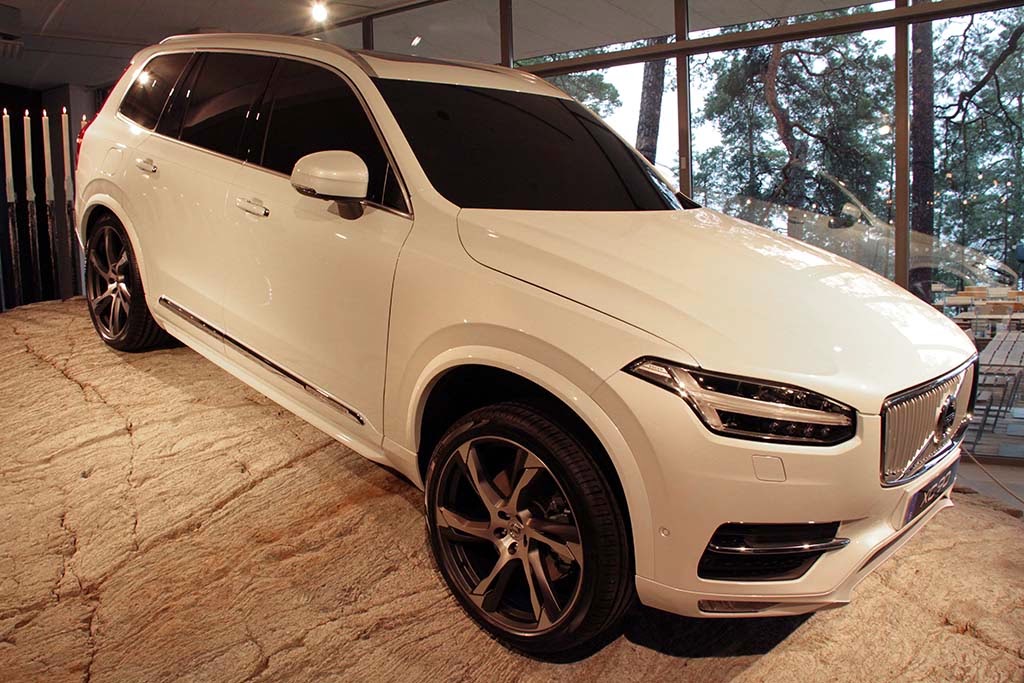 2016 Volvo XC90 D5 Concept