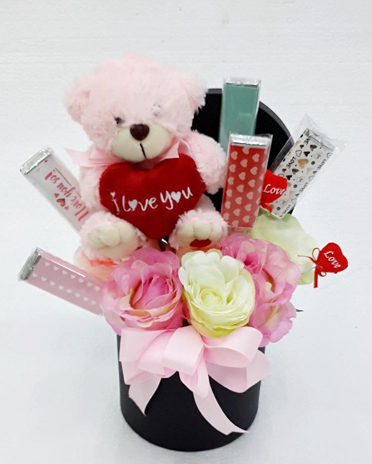 Bouquet Boneka dan Coklat  Toko Bunga Online  Florist 