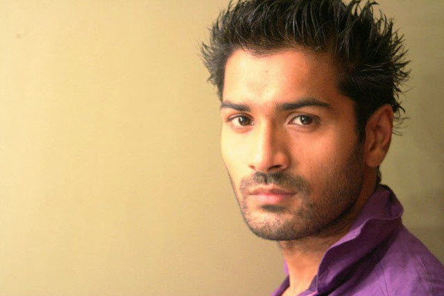 Mrunal Jain HD Wallpapers Free Download