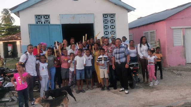 BARAHONA: Inicio formal Curso-Taller Iniciación Musical (flauta dulce) en La Hoya, Pescadería de Barahona 