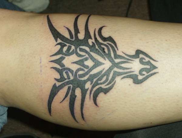 Tribal foot tattoos Thinking tattoo tribali. Tribal foot tattoos Thinking