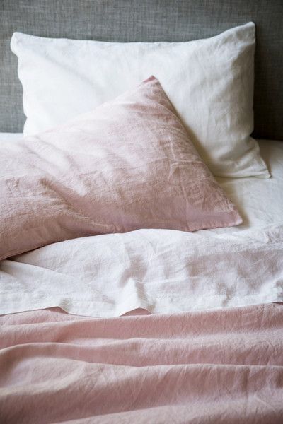 Faded rose linen sheets and cozy slow living vibe - found on Hello Lovely Studio