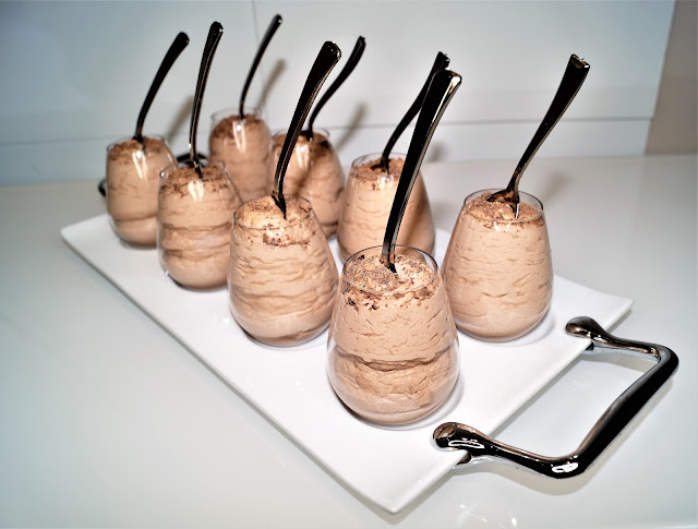 chocolate baileys mousse recipe, chocolate mousse, baileys mousse recipe