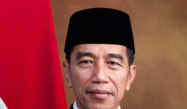 Jokowi : Pilih Calon Presiden yang Berambut Putih dan Wajah Kerut Karena Mikirin Rakyat