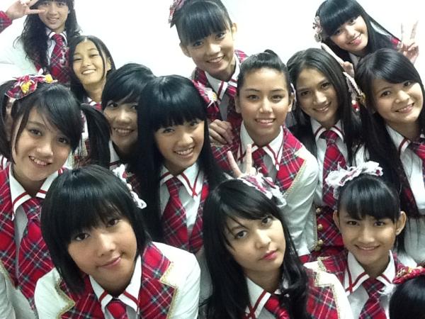 Foto JKT48 Terbaru | Download Wallpaper JKT48
