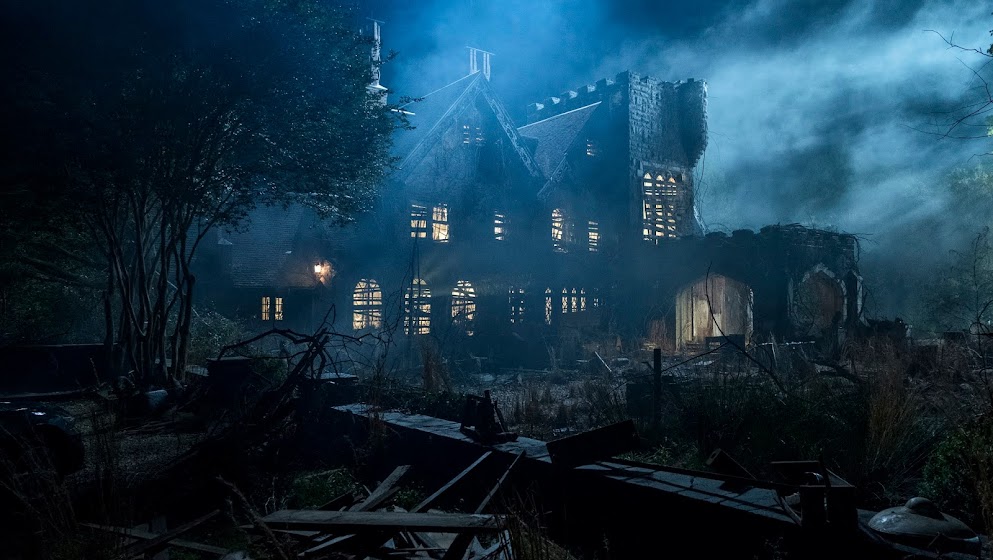 Netflix's THE HAUNTING OF HILL HOUSE is a Juggernaut Both in Terror and Drama