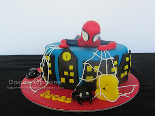 O Homem Aranha no 3º aniversário do Lucas