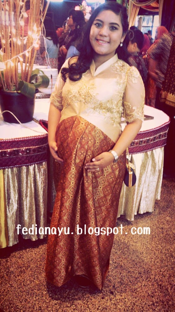  Model  Baju  Kebaya  Modern Ibu Hamil  Model  Baju  Hamil  Terbaru