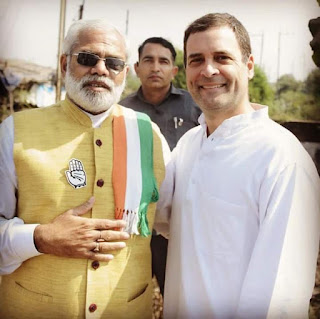 RAHUL GANDHI WITH FAKE NARENDRA MODI