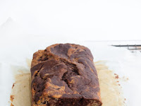 MARBLED BANANA BREAD (VEGAN)