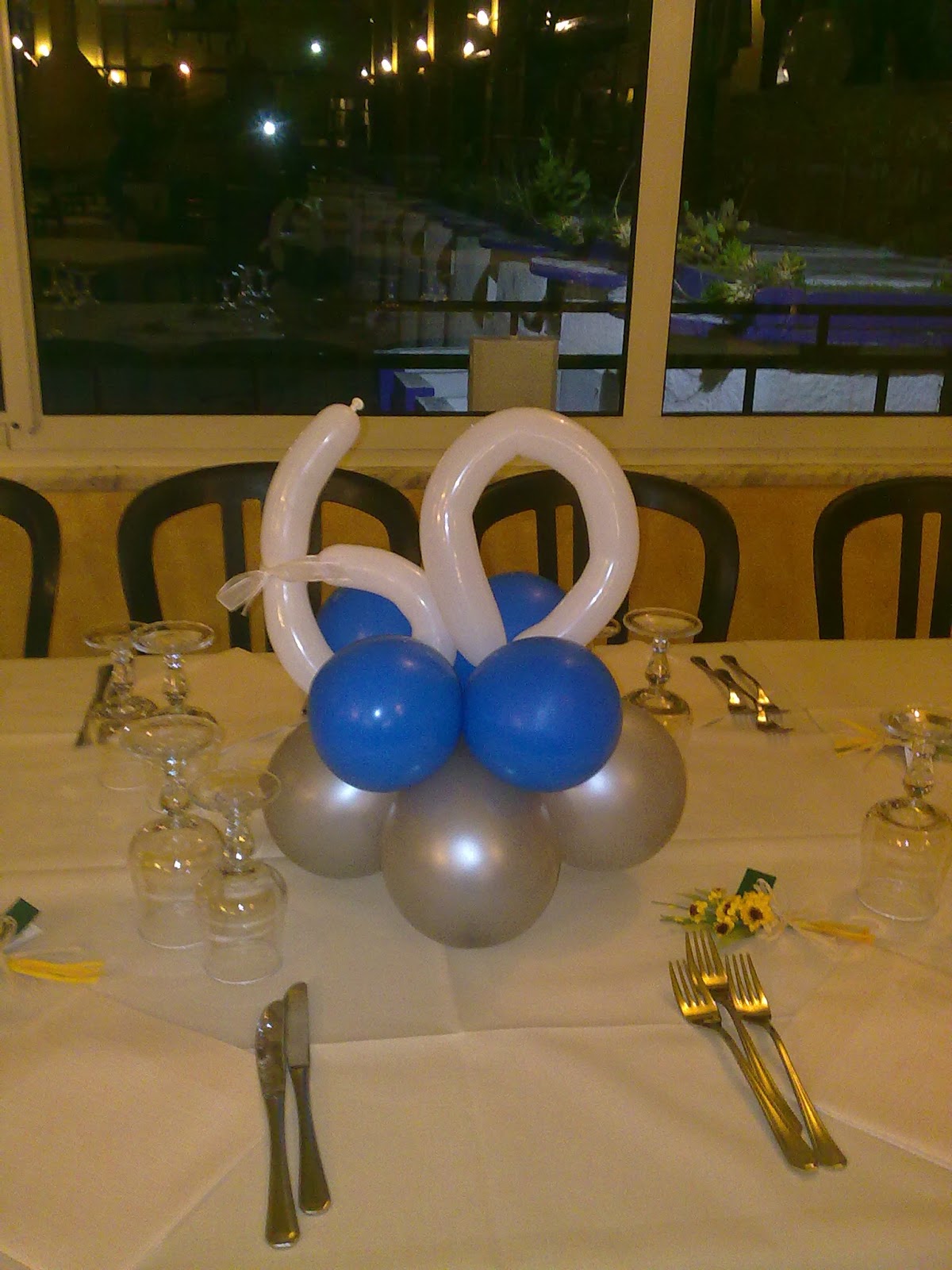 LV balloon art: COMPLEANNO 60 anni LV balloon art: COMPLEANNO 60 anni