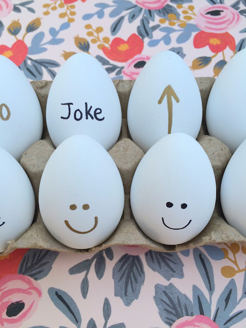 Easy Easter Egg Decorating - Crack them up with things that can crack on your eggs -Crack a Smile, crack a Joke, Crack up- www.jacolynmurphy.com