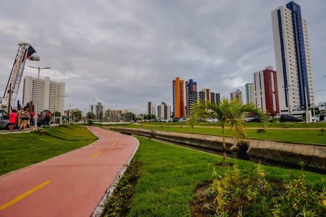 Cícero Lucena participa de inauguração do Parque Parahyba III