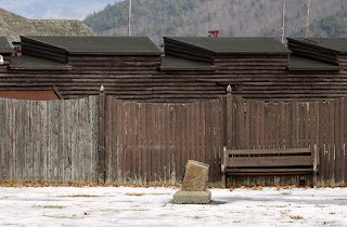 Despite ceremony, NY fort's skeletons not buried