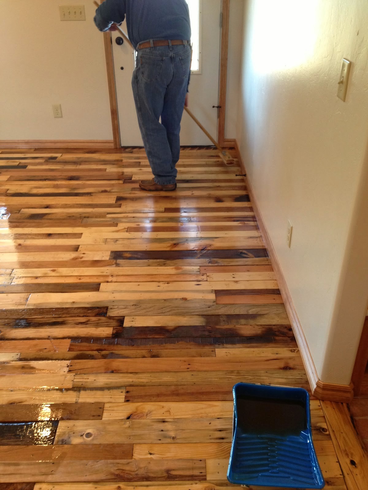 Wood Pallet Flooring DIY